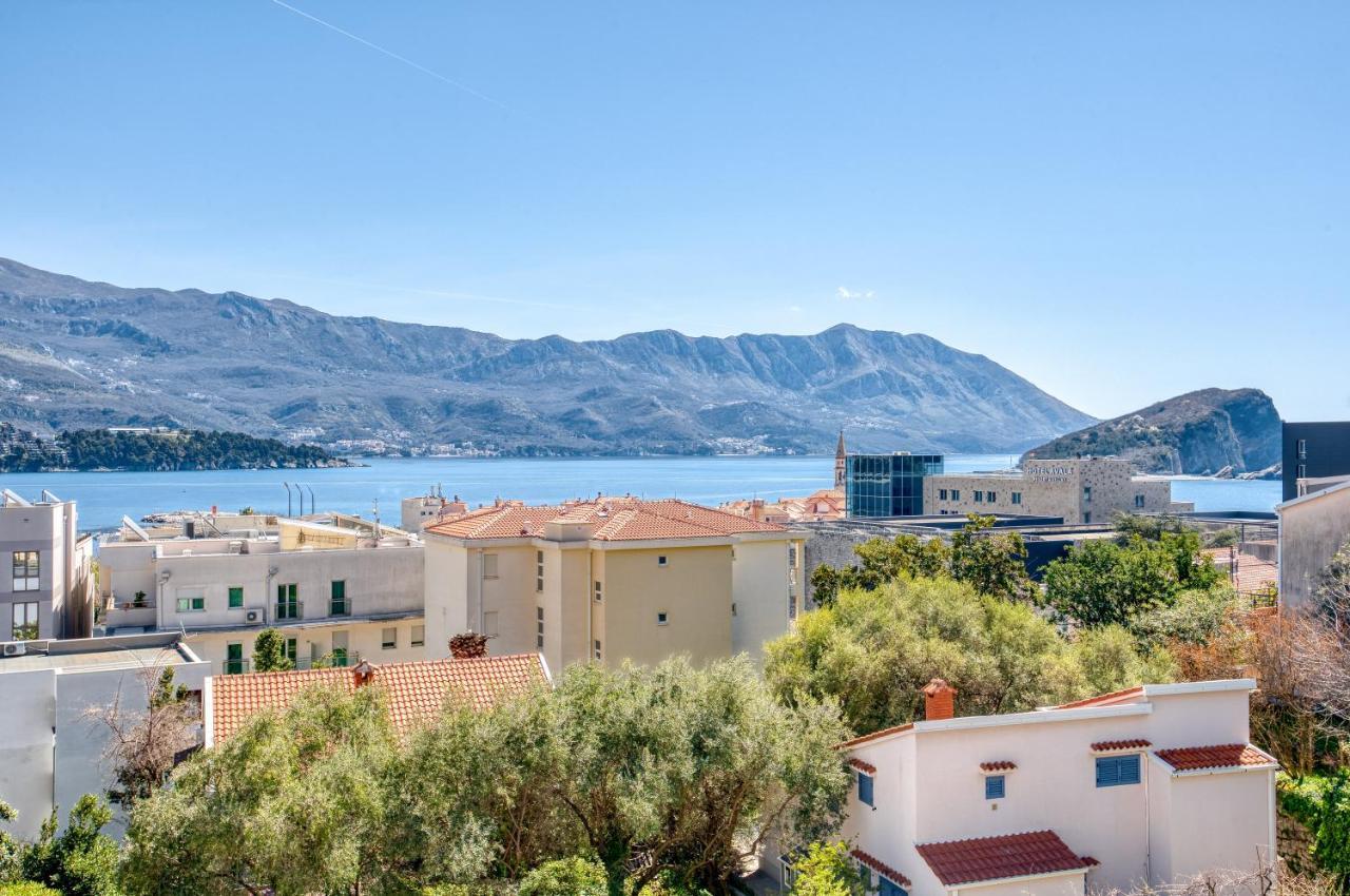 With A View Apartman Budva